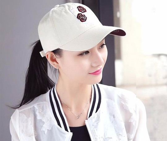美麗的帽子，帶給你不一樣的春天